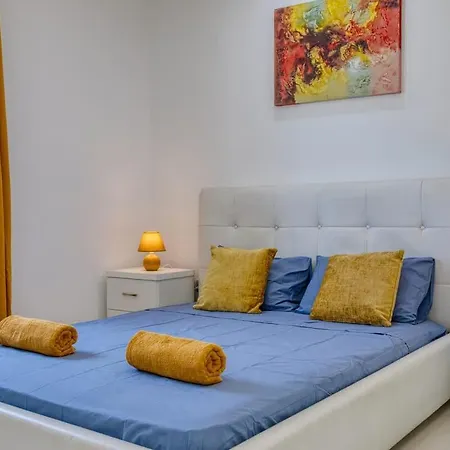 Sunny Penthouse Getaway In Gzira Apartament Ta Xbiex