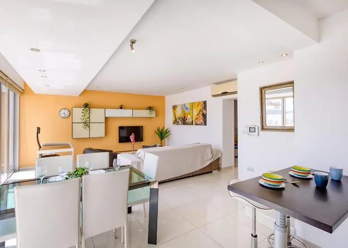 Sunny Penthouse Getaway In Gzira 아파트 Ta Xbiex