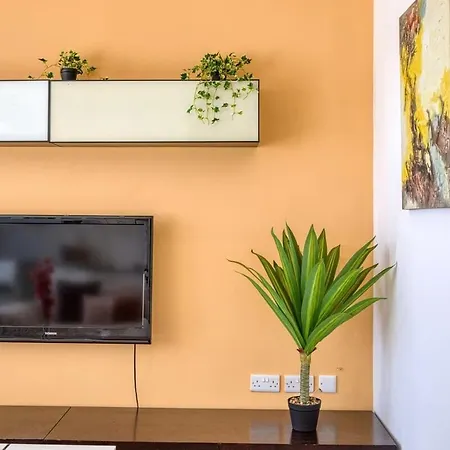 Sunny Penthouse Getaway In Gzira Apartamento *