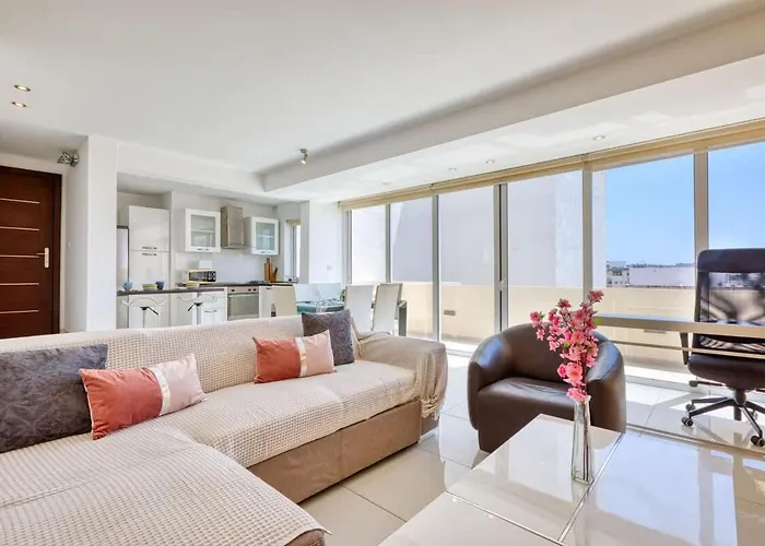Apartament Sunny Penthouse Getaway In Gzira *